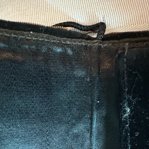 Vintage intricate and exquisite zardozi bag, hand made in India. - Picture 10 of 15